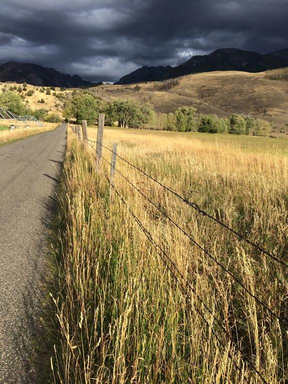 Pine Creek Cabin Livingston Montana Екстериор снимка